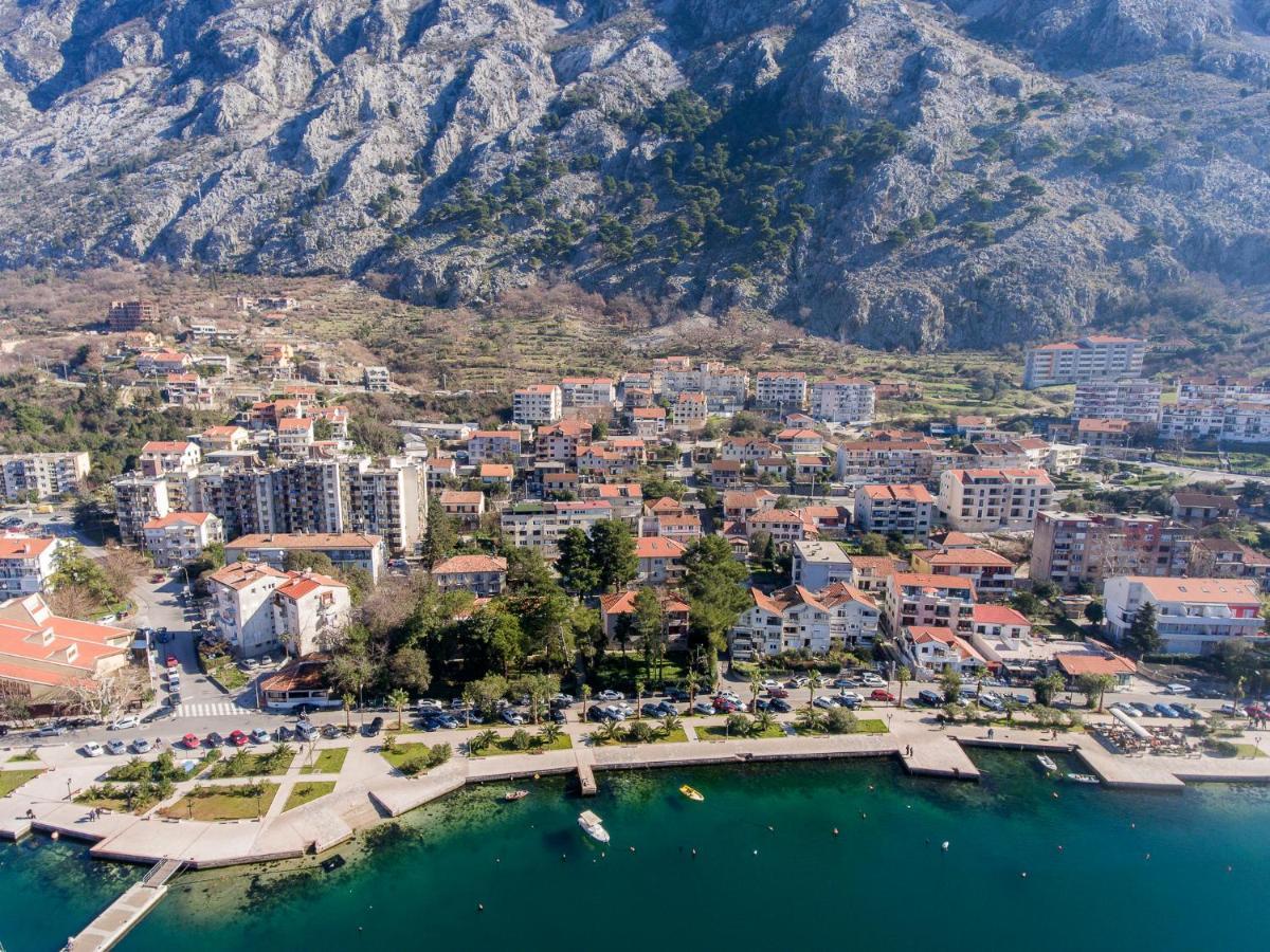 Apartments Windrose Kotor Exterior photo