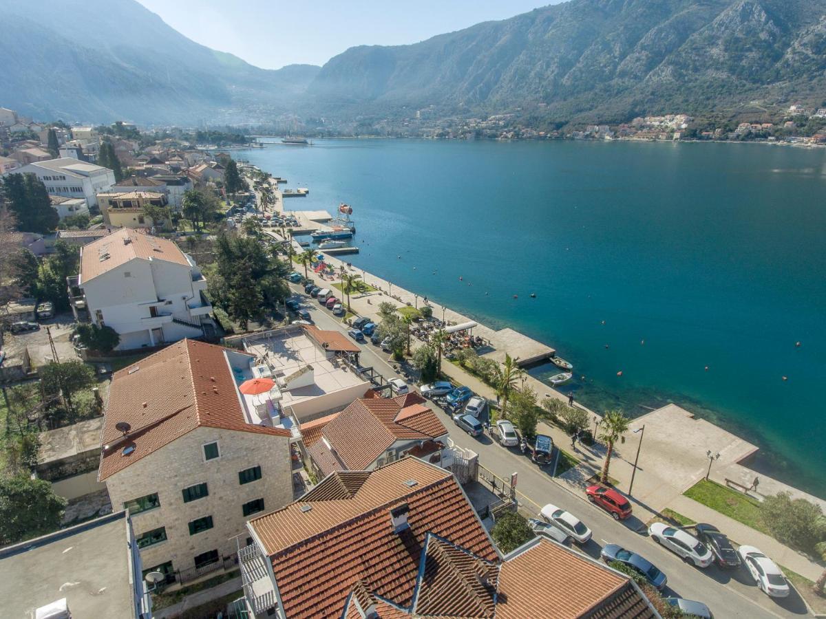 Apartments Windrose Kotor Exterior photo