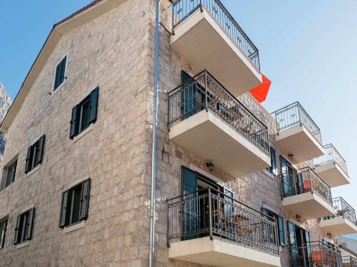 Apartments Windrose Kotor Exterior photo