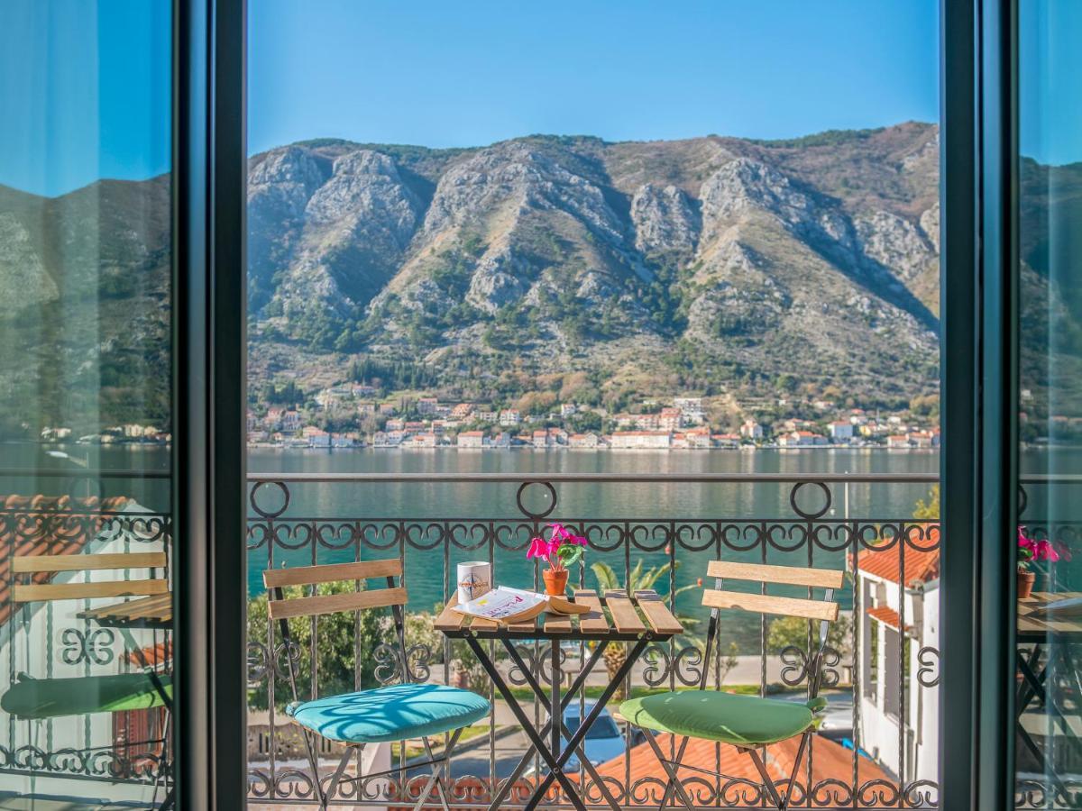 Apartments Windrose Kotor Exterior photo