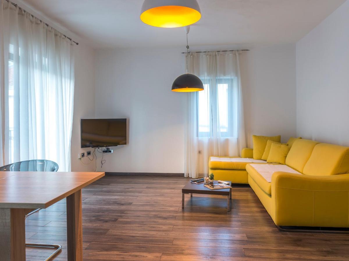 Apartments Windrose Kotor Exterior photo